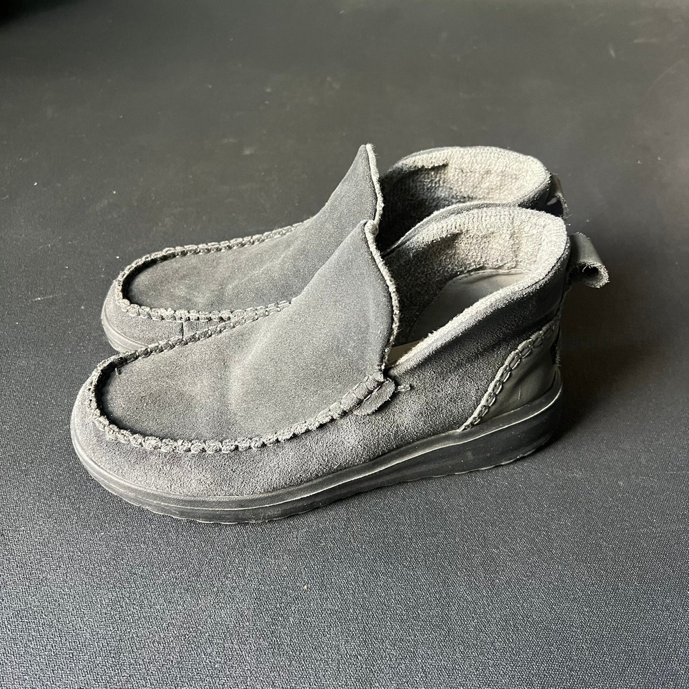 Hey Dude Denny Suede Gray Ankle Boots Womens 8 Slip On Moc Toe Booties Comfort